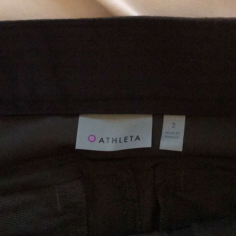 Athleta Hiking Pants Size 2 - Picture 6 of 8